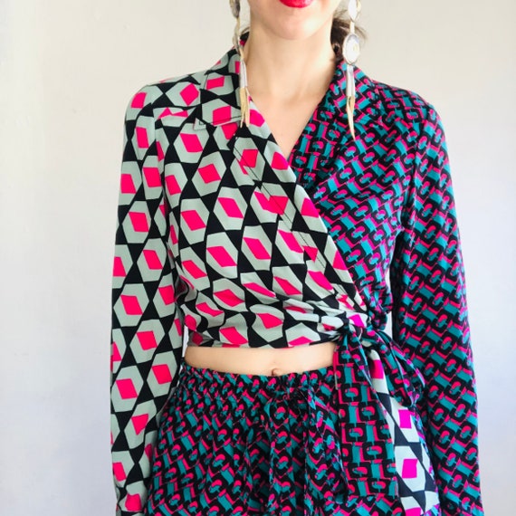 DVF Silk Printed Set, Medium, Green Black Pink Pr… - image 7