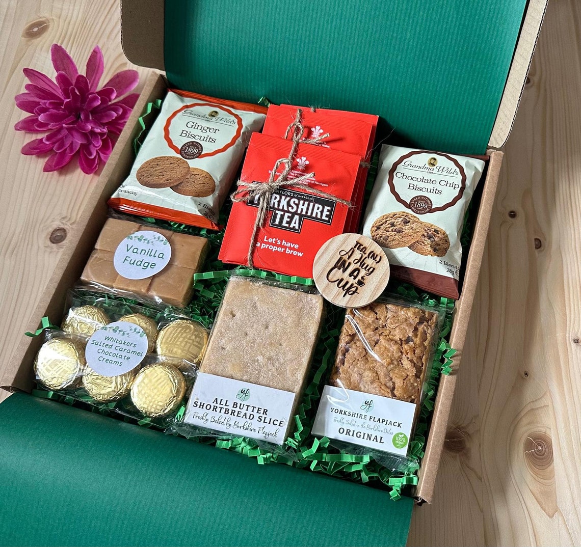 Yorkshire Tea Gift Hamper | Tea Gift | Afternoon Tea | Biscuits | Treat ...