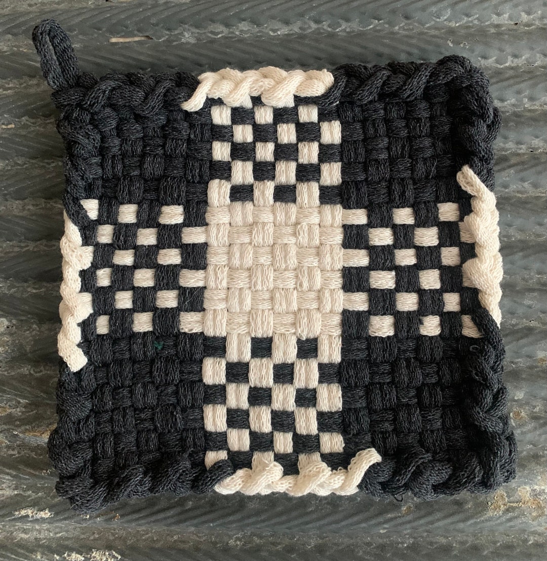 Pot Holder Rugs Pot Holder, Hot Pad, Kitchen Ware, Dollhouse Rug, Handcrafted Potholder ...