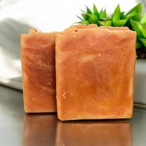 2 bars TURMERIC Soap Bar Dark Spots for Face and Body soap made with Turmeric for brightening skin tone reduce pigmentation, cleanse pores