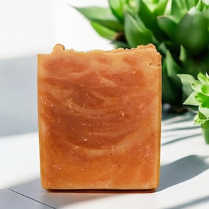 TURMERIC Soap Bar for Dark Spots for Face and Body soap made with Turmeric for brightening skin tone reduce pigmentation, cleanse pores soap