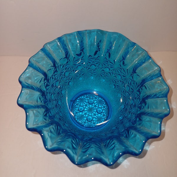 LE Smith Blue/Aqua "Daisy and Button" Glass Ruffled Bowl/Dish