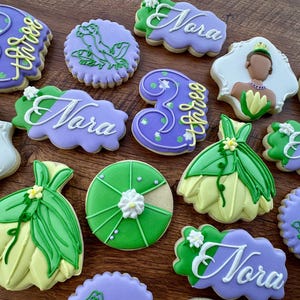 1 Dozen ‘The Bayou Frog Princess’ Themed Royal Icing Sugar Cookies.