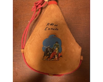 Matador With Bull Bota 2-liter leather bag wineskin by Jesus Blasco in Spain