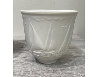 Lladro Collectors Society 1997 Sailboats Porcelain Candle Holder 17658 Spain