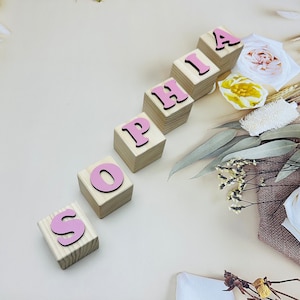 Cubo de madera con letras de nombre Cubo de nombre Decoración personalizada Regalo habitación infantil Nacimiento