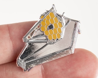 James Webb Weltraumteleskop Emaille Pin Anstecknadel Brosche - NASA Wissenschaftler / Astronaut Luft-und Raumfahrt Geschenk