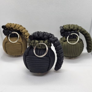 18 Piece Survival Frag Kit * Handmade * Paracord * Color Options * Makes a Great, Personable Gift! *