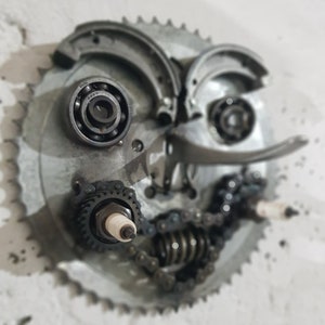 STEAMPUNK Sculpture Hanger Skulls Recycled Metal Handcrafted Garage Hanger