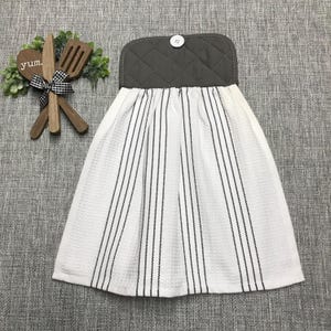 Oversized Greige & Gray Kitchen Towel with Hanging Potholder
