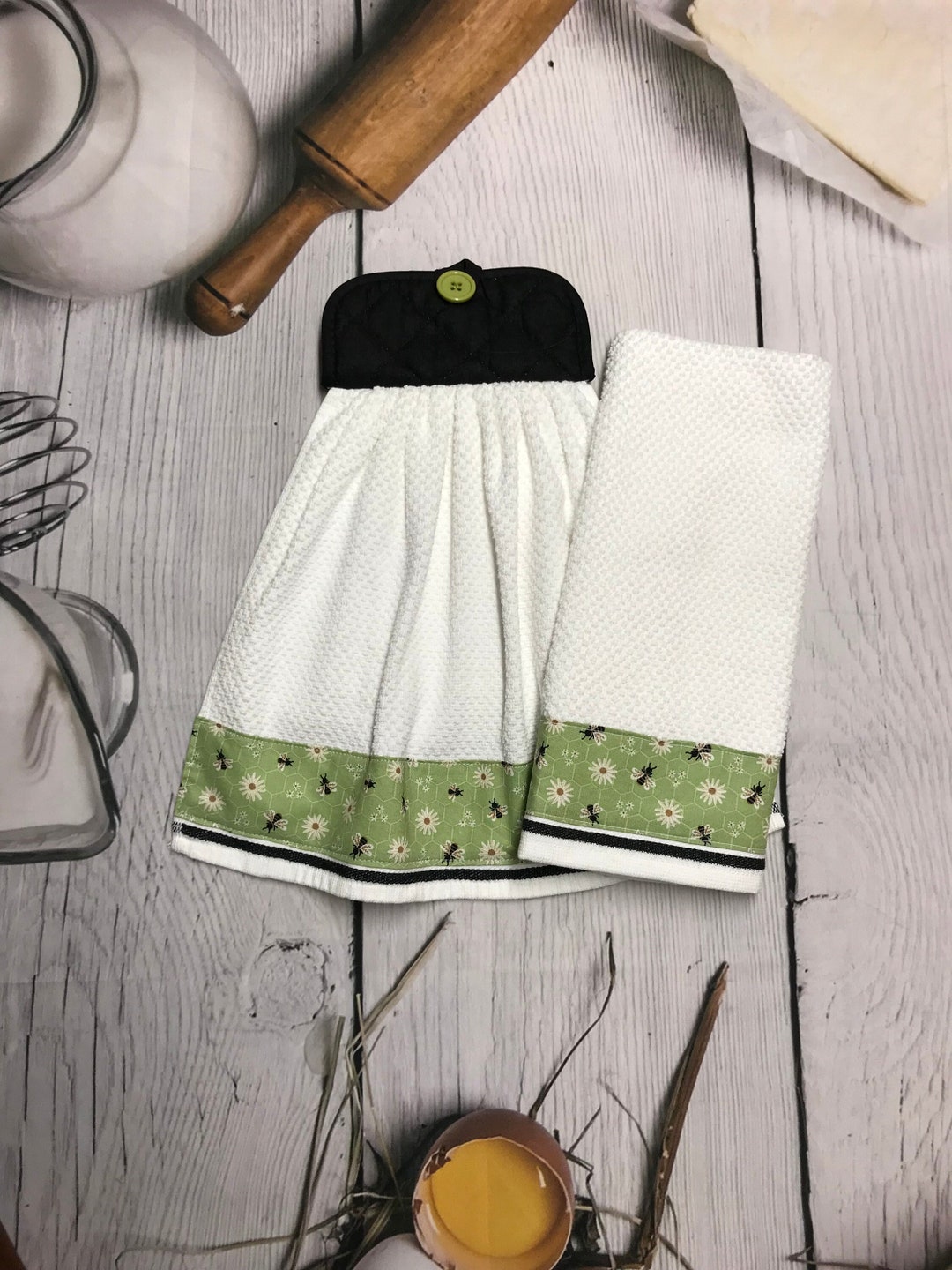 Sage Green Daisies & Bees Hanging Kitchen Towels, Green Daisies and