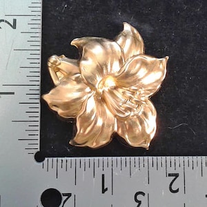 2    LILY  Stamping.Raw Brass Beautifully Detailed. .Package of 2.