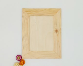 Medium Wooden Photo Frame | Wood Picture Frame | Blank Frame for Arts & Crafts | Wall Picture Frame | Decoupage DIY | Unfinished Frame