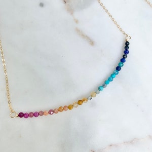 Collar de puesta de sol con degradado, regalo de joyería para amantes de la playa, joyería de verano con amanecer, collar con colgante de sol relleno de oro de 14 k, regalo para amantes de los viajes
