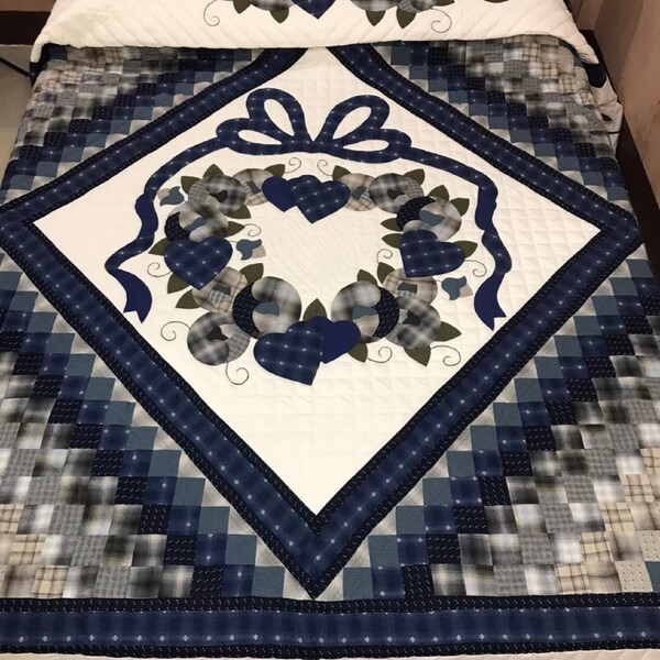 Handmade Amish Quilt Country Love in the Commons Quilt