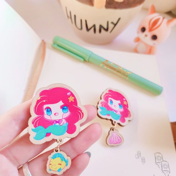 Red Hair Mermaid (Princesses Collection) - WOODEN PIN - Cute Cartoon Kawaii Anime Manga