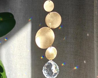 Sonnenfänger BULLE: Fensterdekoration aus strukturiertem Messing und Kristall | Moderne, leuchtende Dekoration, handgefertigt in Frankreich | Geschenkidee für Zuhause
