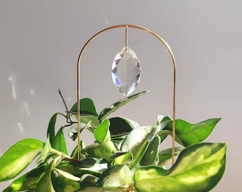 Plant Suncatcher LILY • Elegant plant stake • Unique Gift for plant lovers • Hand Hammered Brass & Glass Crystal