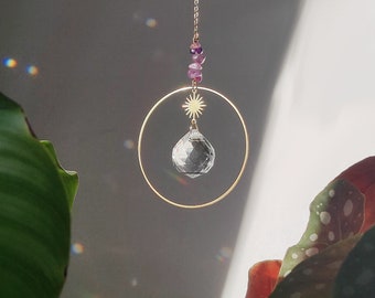 DOLCE Suncatcher: Decorazione boho per la casa o l'auto | Lampada a sospensione a forma di sole in ottone, cristallo e pietre preziose, realizzata a mano in Francia