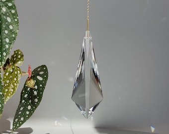 Suncatcher CRISTAL • Magical home decor • Big crystal prism on a elegant brass chain • Minimalist sun catcher with an intense effect