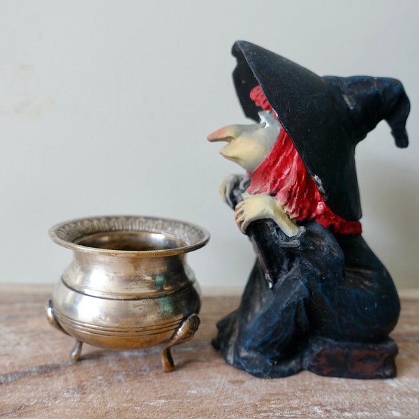 VINTAGE ALTAR CAULDRON / Indian Vintage Silver Plated 3 Legged Pot / Traditional Witch / Altar Tool / Spell Work / Witchcraft /Offering Bowl