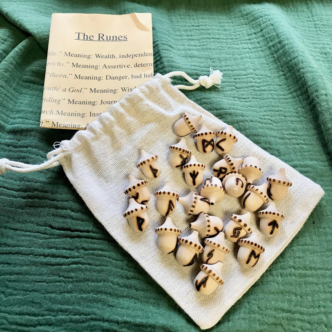 Acorn Rune Set / Birch Wood / Elder Futhark / Odin / Woden / Freyja ...