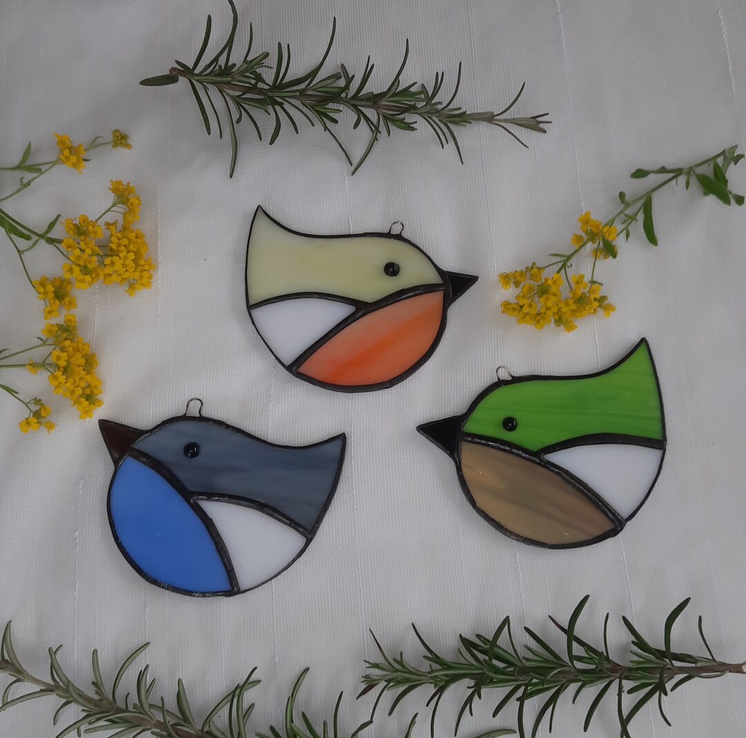 Produktbild von Mehrfarbige Vögel Auf Einem Draht, Hohe Buntglas-Sonnenfänger, Fensterdekoration, Ornamente, Anhänger, Thema, Fensterbehang, Persönlichkeit, Ornament
