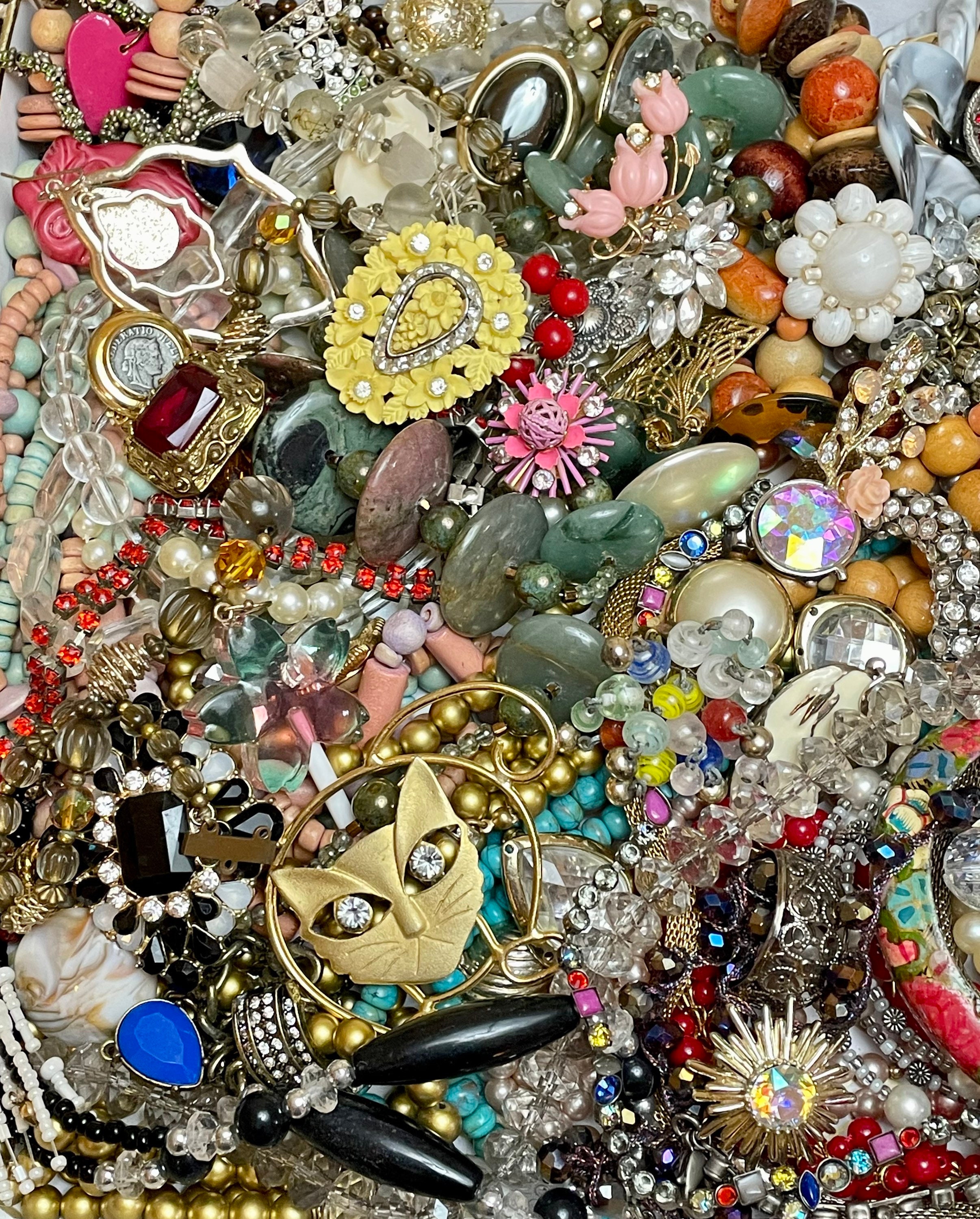 Bulk Jewelry For Sale Vintage Mod Broken Craft Pounds lbs Lot Color Mix