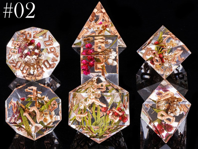 Transparentes Harz-Blumenwürfel-Set für DND-Geschenke Blumen-Dnd-Würfel-Set mit scharfer Kante DND-Harz-Würfel-Set Dungeons und Drachenwürfel #02