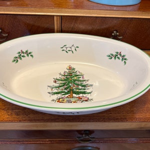 Spode Christmas Tree Grooved Baking Dish 