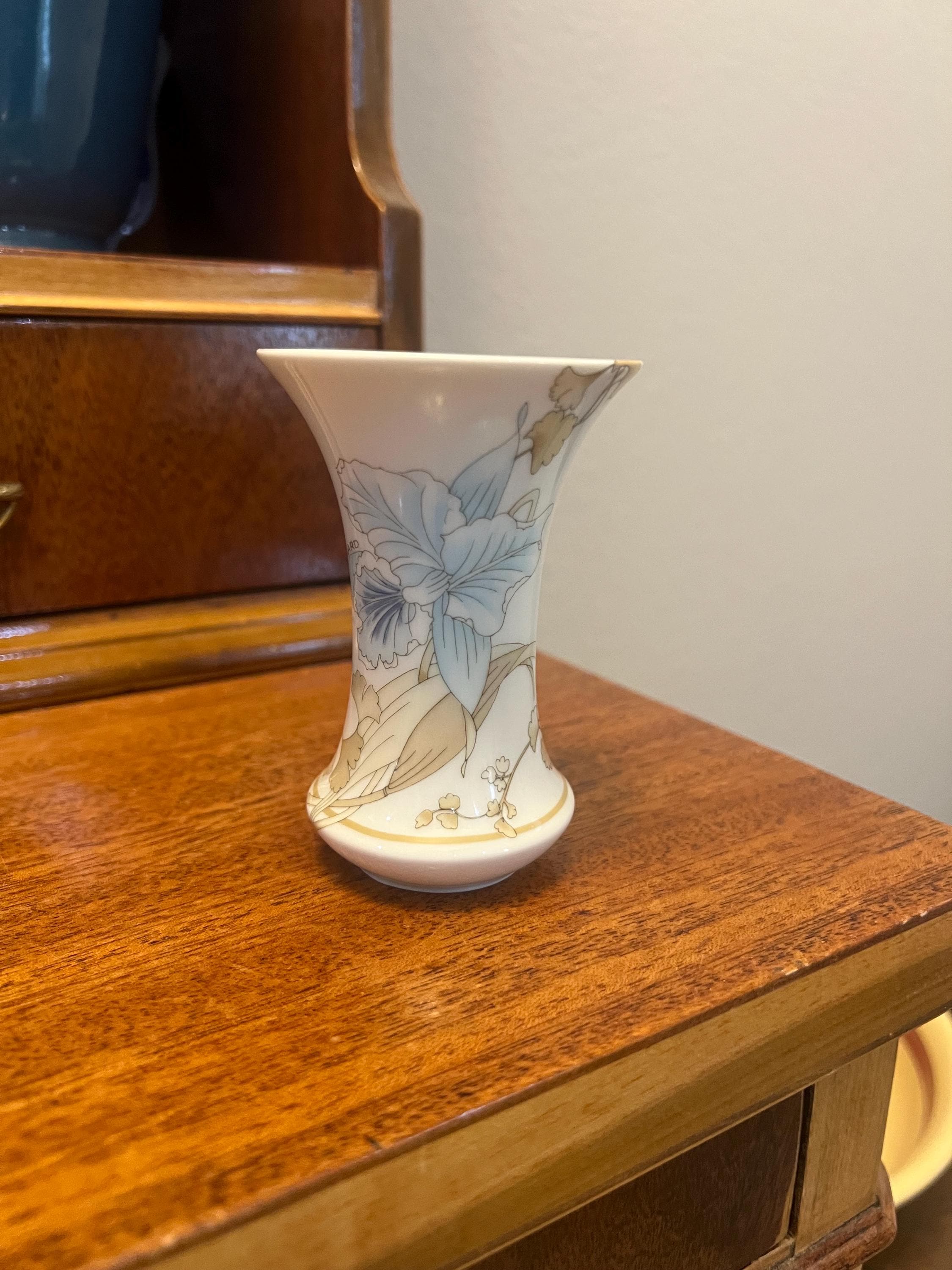 Hutschenreuther Vase Germany - Etsy