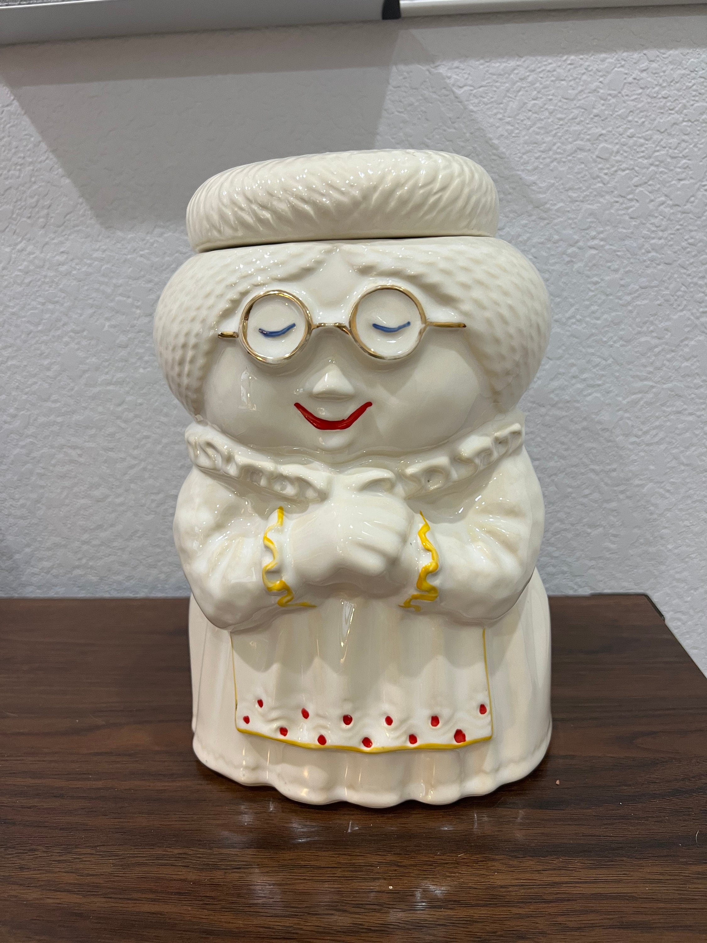 McCoy Granny Cookie Jar