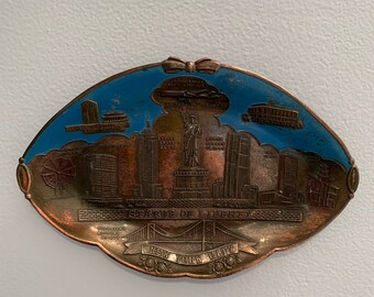 Vintage Souvenir Plate for New York City