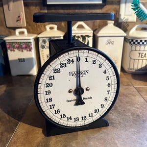 Vintage Hanson Kitchen Scale