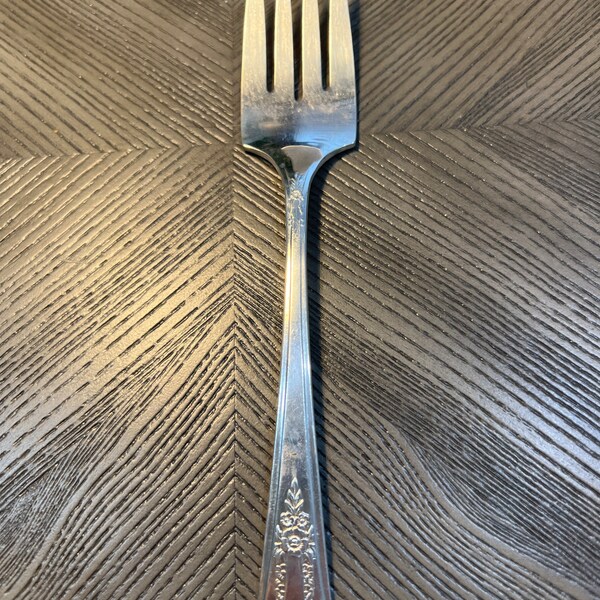 Oneida Genesee Silver Plate Serving Fork
