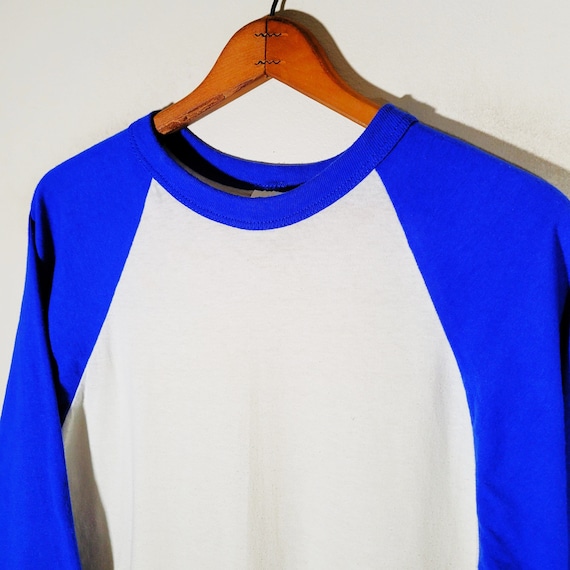 Vintage 80s 90s Russell Athletic Raglan T Shirt V… - image 1