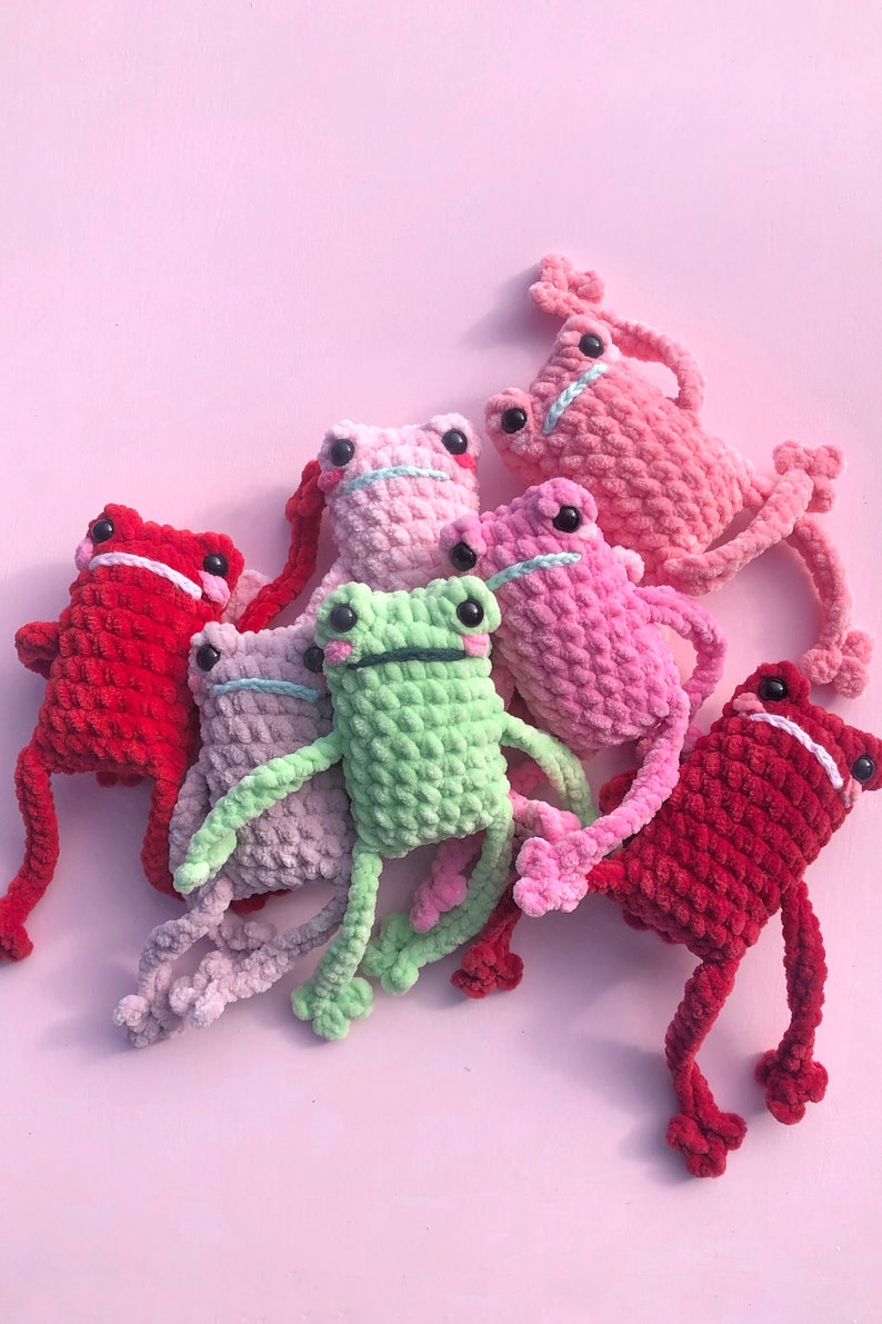 MOTIF Grenouille aux longues jambes au crochet image 2