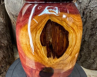 Custom Cedar Urn 220cc Fractal Wood Burning