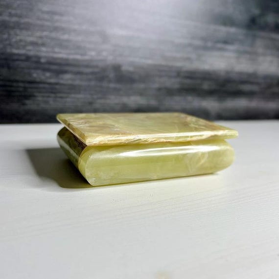 Green Onyx Marble Jewelry Box: Luxury Jewelry Storage for Women