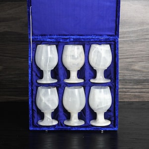 Exquisite 6-Piece Handcrafted Marble Champagne Glass Set: Elegant, High-Quality, Modern with Velvet Gift Box (6&quot; x 3.5&quot;)