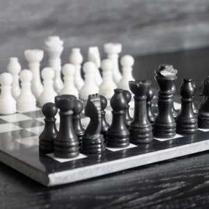 Handmade Marble Chess Set with Staunton Pieces & Storage Case
