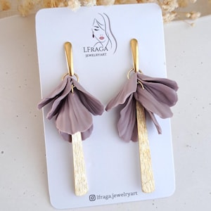 Floral Earrings, Neutral Polymer Clay Earrings, Clay earrings, Dangle Earrings, Statement Handmade Earrings, Lightweight Earrings, Gift Her