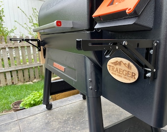 Wsporniki półek składanych Traeger Timberline 1300 i 850 – tylko wsporniki