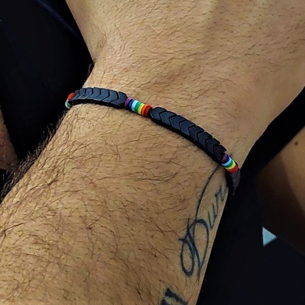 Bracelet de fierté LGBT arc-en-ciel en pierre naturelle hématite • Bracelet pour couple tissé à la main • Bracelet tressé assorti LGBTQ+ • Cadeau tendance meilleur ami