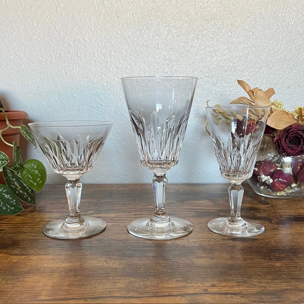 Verres vintage en cristal de Baccarat - Verres à pied en cristal, Carcassonne, Haute Cuisine