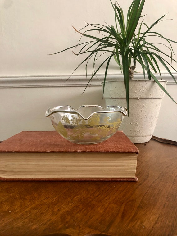 ヴィンテージガラスとシルバーの花柄ボウル - フラワーボウル、小物皿