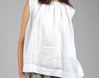 VIVA Lockeres ausgestelltes ärmelloses Leinenoberteil, Leinen-T-Shirt mit versammeltem Ausschnitt, elegantes Dichter-Leinenhemd, Romantisches Oberteil, Leinenkleidungsfrauen