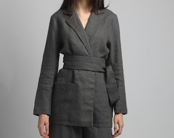 Blazer in lino ampio senza bottoni con cintura e tasche applicate, KNOTIUM Clothing Women