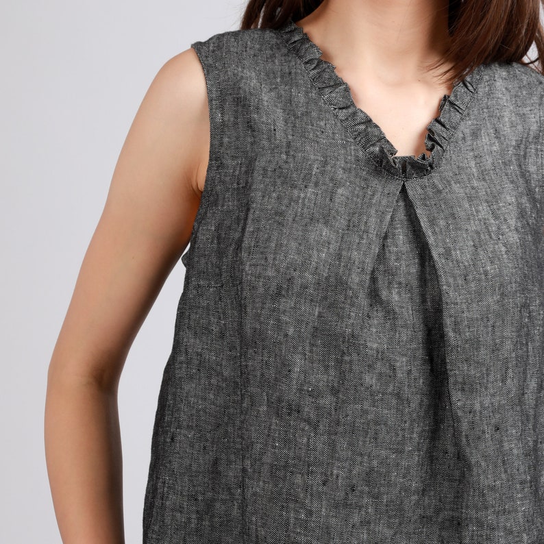Kebr CLEO Cropped Linen Top With Ruffled V-neck and Front Pleat, KNOTIUM ...
