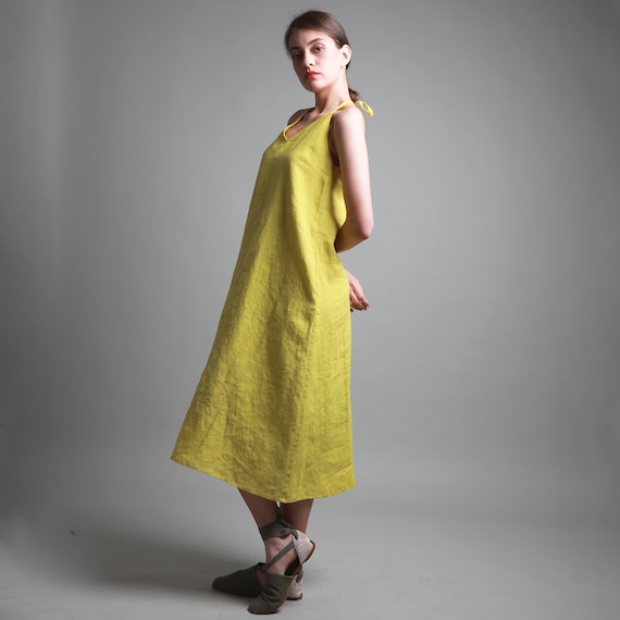 Open Back Linen Midi Dress: Halter Neck Summer Dress with Pockets